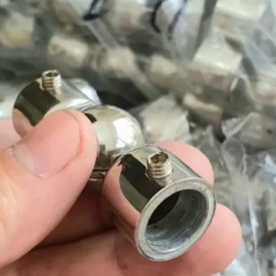 FLEKSIBEL KONEKTOR PIPA TIANG STAINLESS MODEL JARI 1/2 INCH