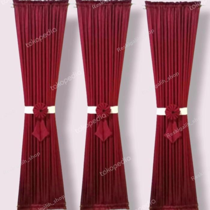 Gambar gorden kupu-kupu jendela tebal warna maroon dari GORDEN ASILA Kab. Bandung Tokopedia