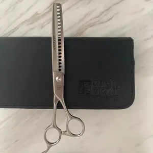 Koryu Nikko MD006720T- Gunting Penipis (For PETS)