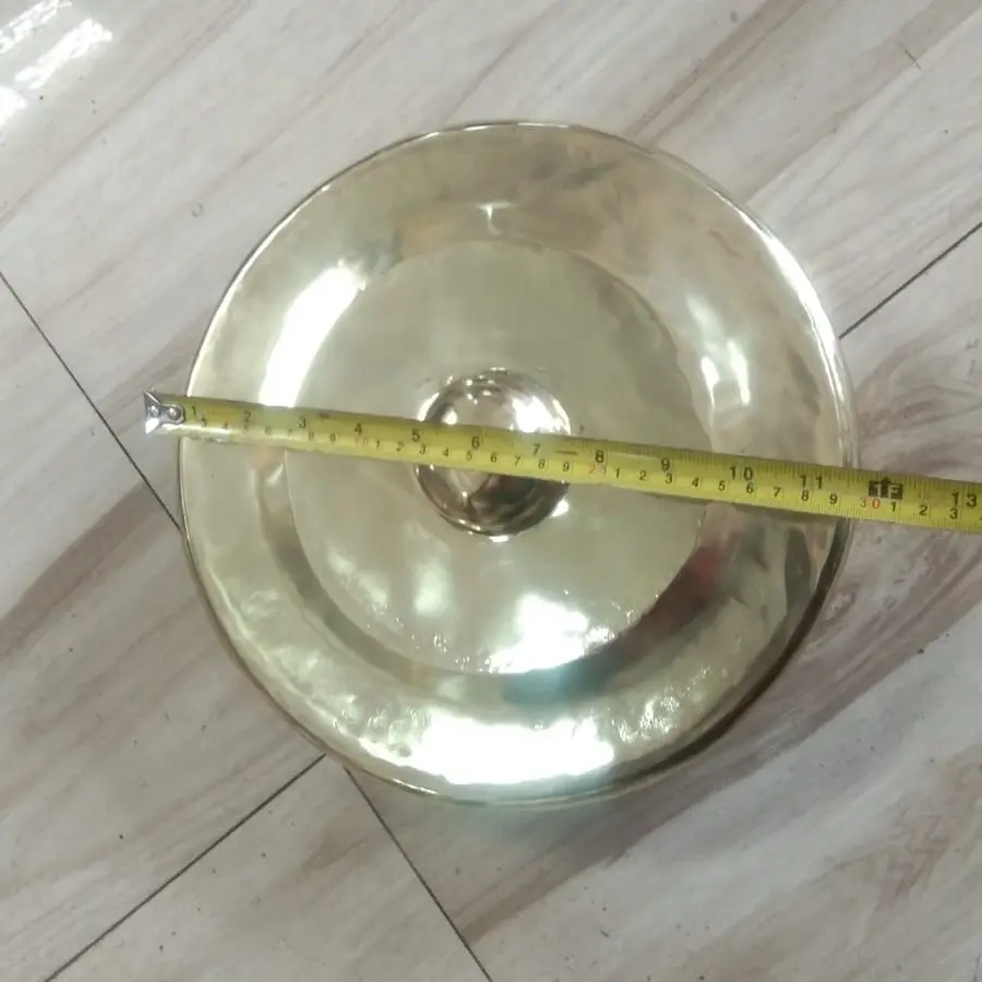 Gong Bahan Kuningan Diameter 30 cm Plus Pemukul