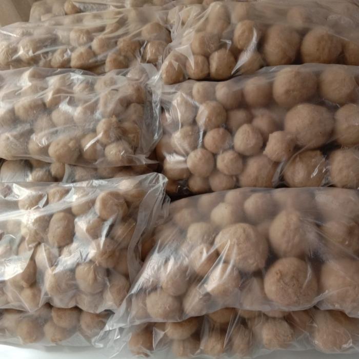 Gambar Bakso. daging sapi home made tanpa pengawet free bumbu. dari Frozen Food Ibu Dewi Kota Depok Tokopedia