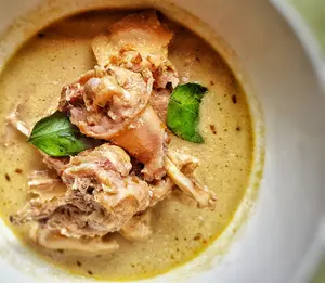 Opor Ayam Keto 1 Ekor Bumbu Low Carb & Sugar FreeHalal Thoyyib