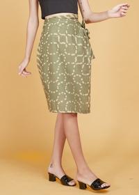 Gambar Batik Fractal Rok Lilit Lingkar-Lintang Hijau dari Batik Fractal Kota Bandung 4 Tokopedia