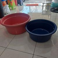 Gambar Ember Baskom Plastik Warna Cuci Baju GM KGS [Khusus Gojek/Grab] - 52 cm KGS dari Dapur Karya Mdn Kota Medan 2 Tokopedia