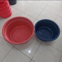 Gambar Ember Baskom Plastik Warna Cuci Baju GM KGS [Khusus Gojek/Grab] - 52 cm KGS dari Dapur Karya Mdn Kota Medan 3 Tokopedia