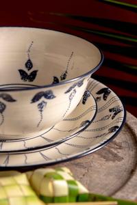 Gambar Serving Bowl / Mangkok Saji Jenggala Floral Indigo Biru dari Jenggala Keramik Bali Kab. Badung 2 Tokopedia