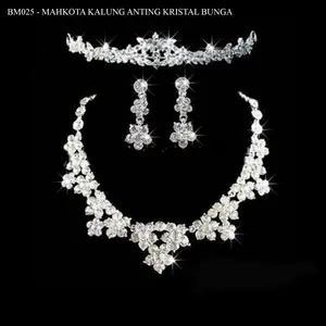 Mahkota Kalung Anting Kristal Bunga