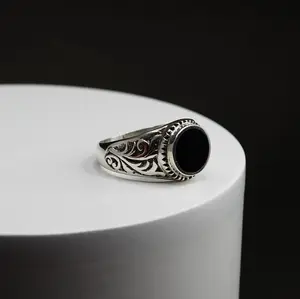 Cincin Pria ukir bali silver 925 black resin