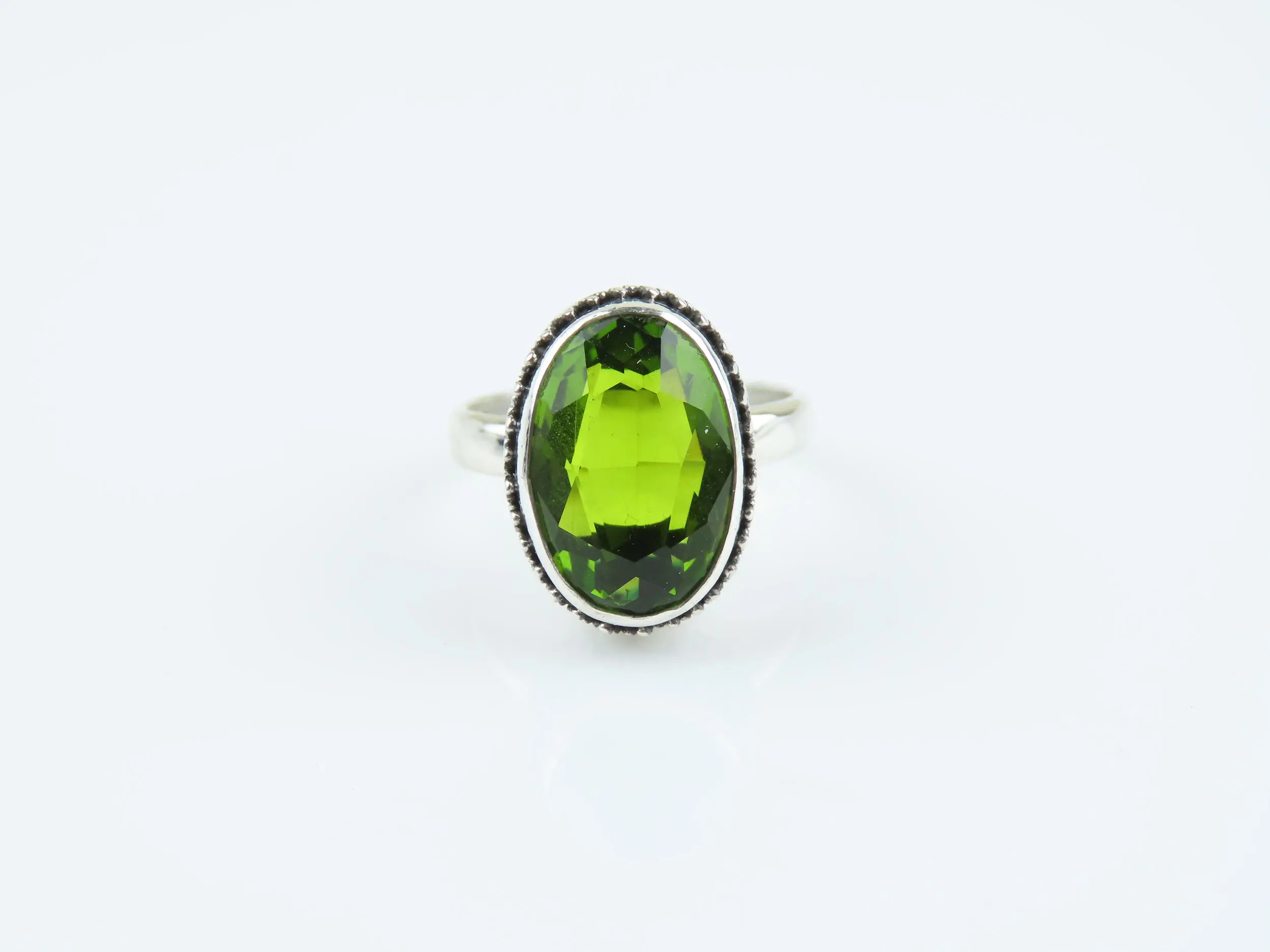 Cincin Permata Peridot Perak 925