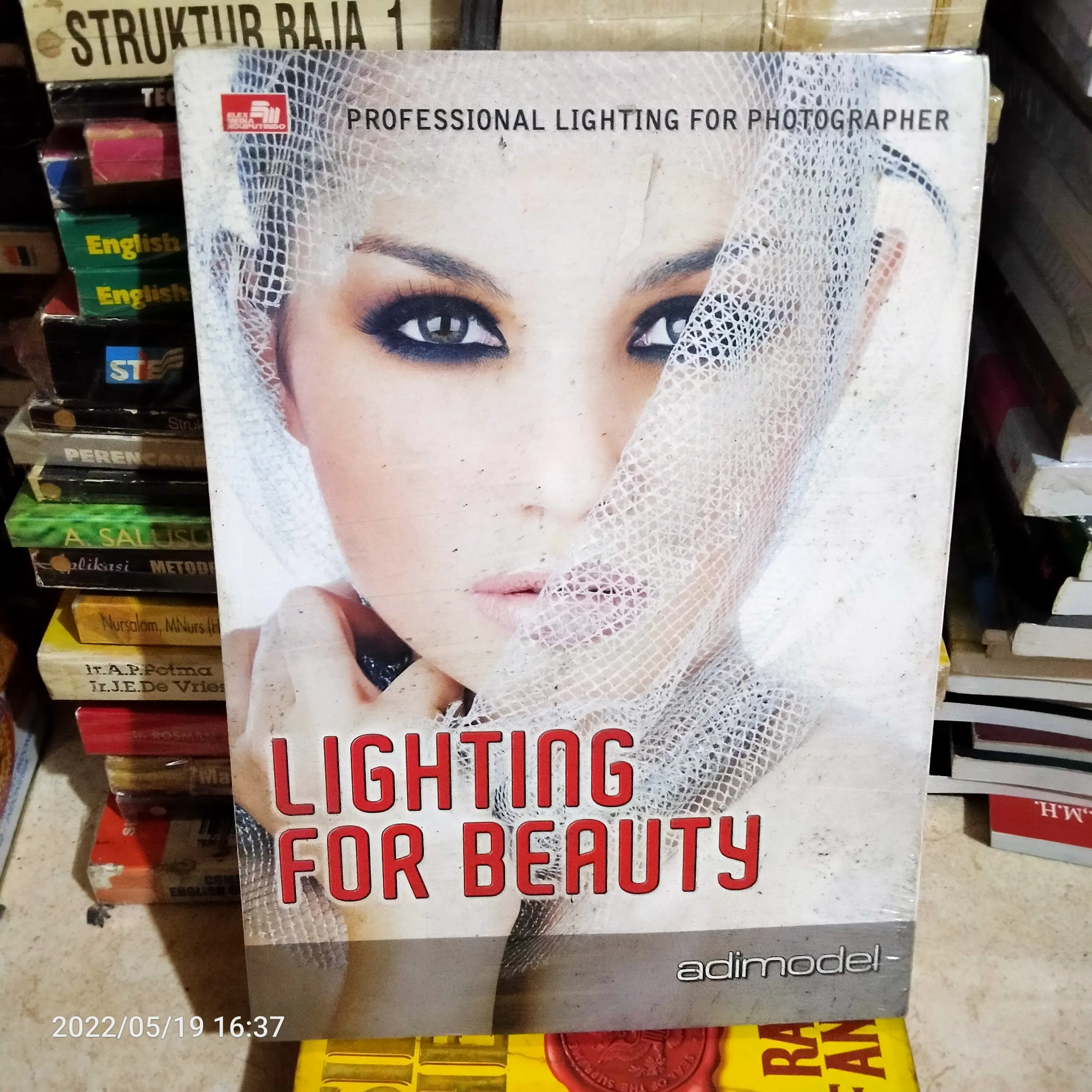 ORI LIGHTING FOR BEAUTY ADIMODEL PROFESIONAL LIGHTING FOR PHOTOGRAPHER