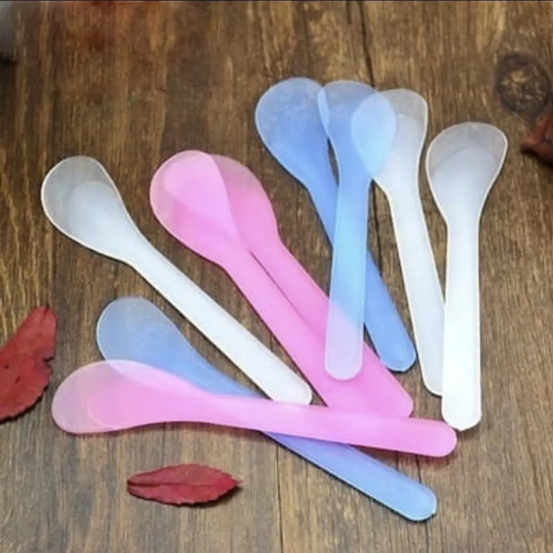 spatula masker wajah Kuas