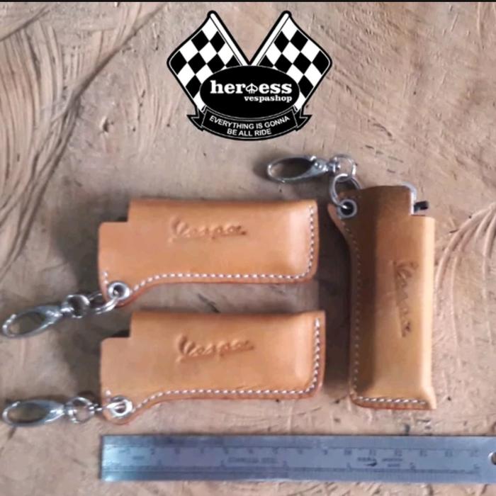 Gambar wadah gantungan sarung tempat korek lighter leather case embos vespa - Hitam dari heroess Vespashop Kab. Subang 5 Tokopedia