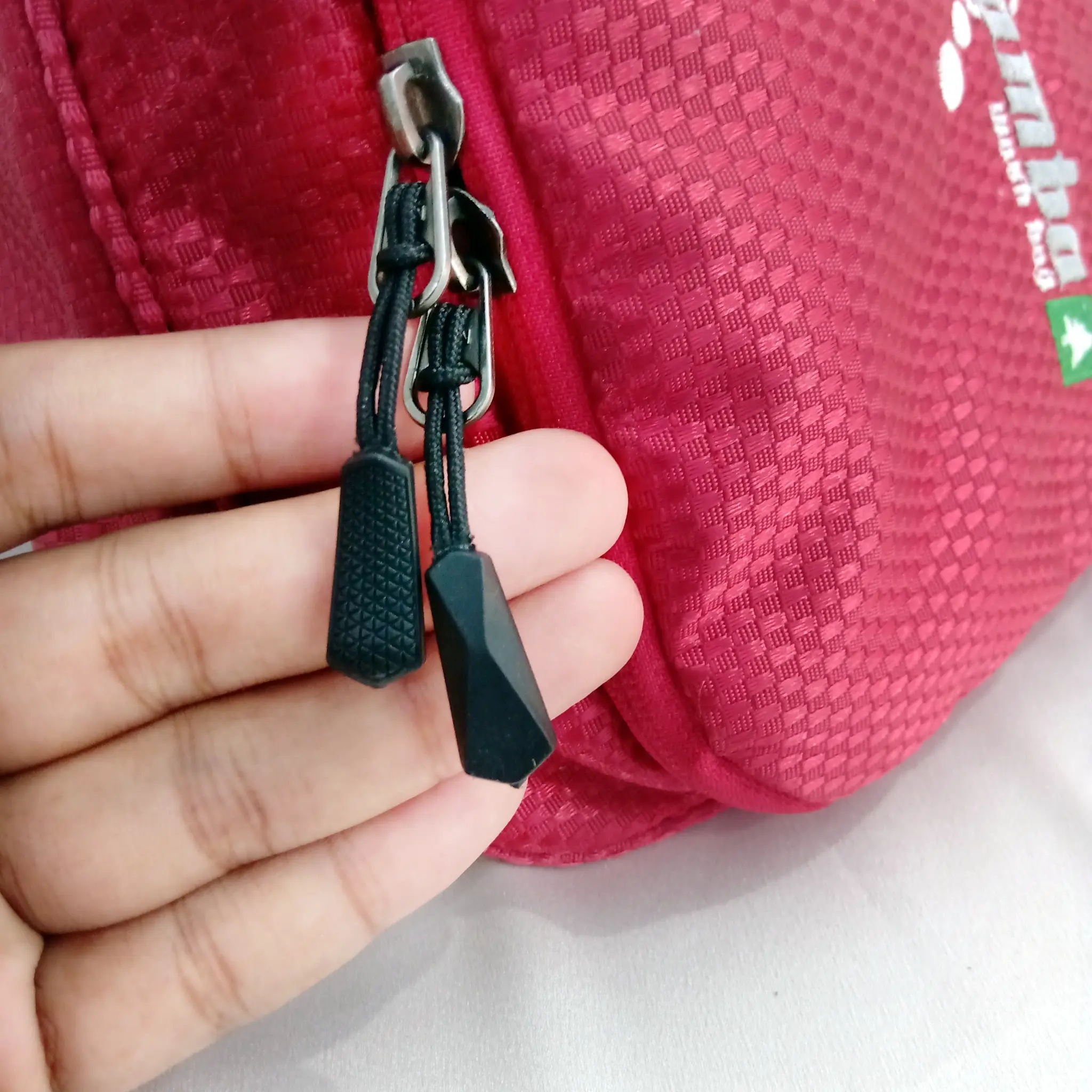 Zipper Puller hitam untuk resleting tas jacket celana tenda
