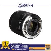 Gambar Lensa Mirrorless Sony - E 50mm F1.8 OSS Black SEL50F18 Garansi Resmi dari Sentra Digital Kota Surabaya 3 Tokopedia