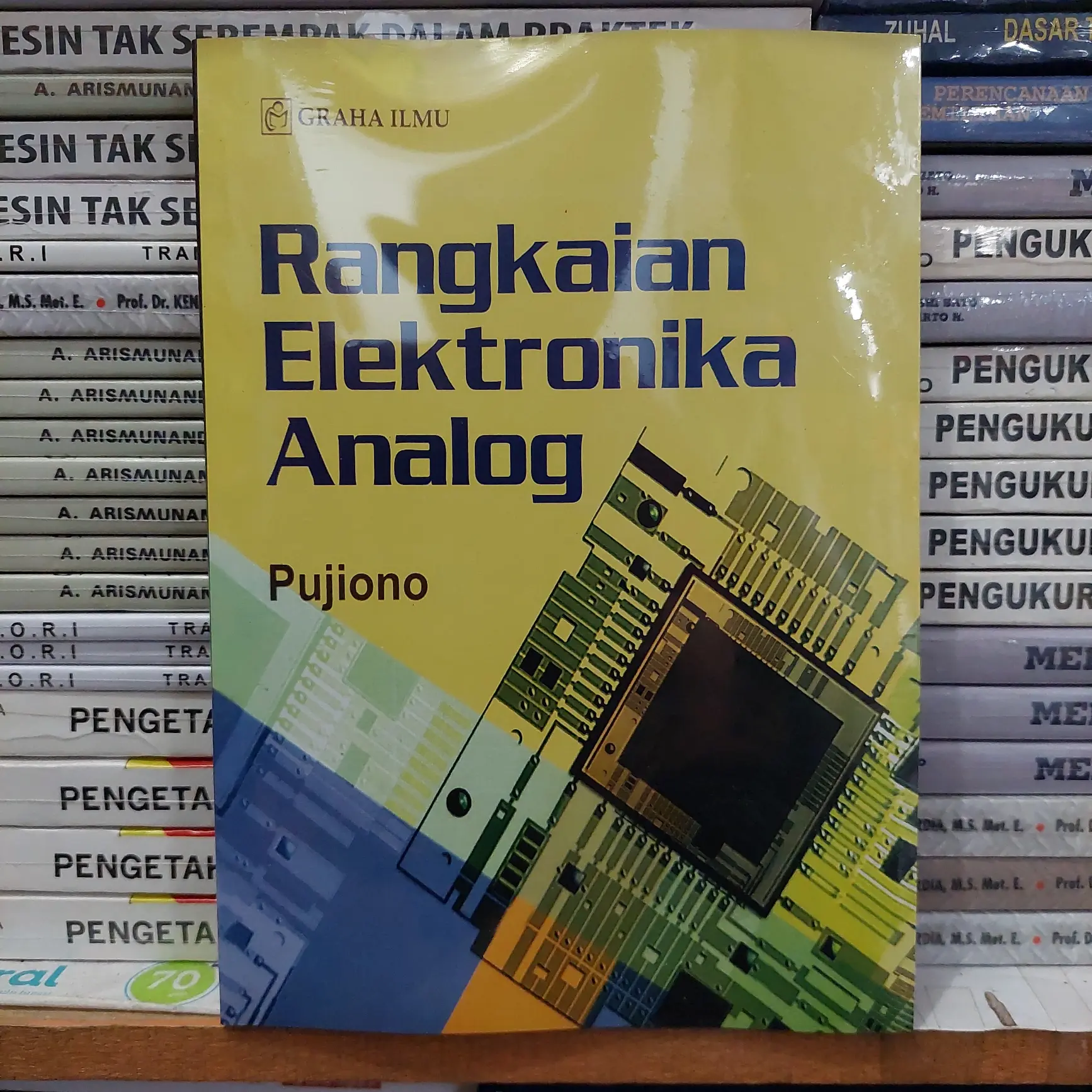 Buku RANGKAIAN ELEKTRONIKA ANALOG