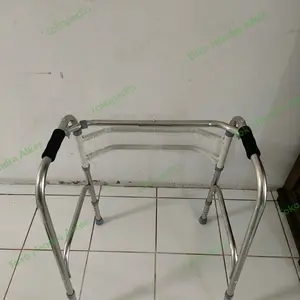 tongkat jemuran kaki 4 walker