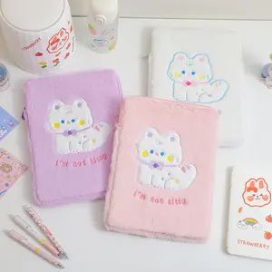 Sleeve Tempat Penyimpanan Ipad atau Tablet Bulu Karakter Kitty Import