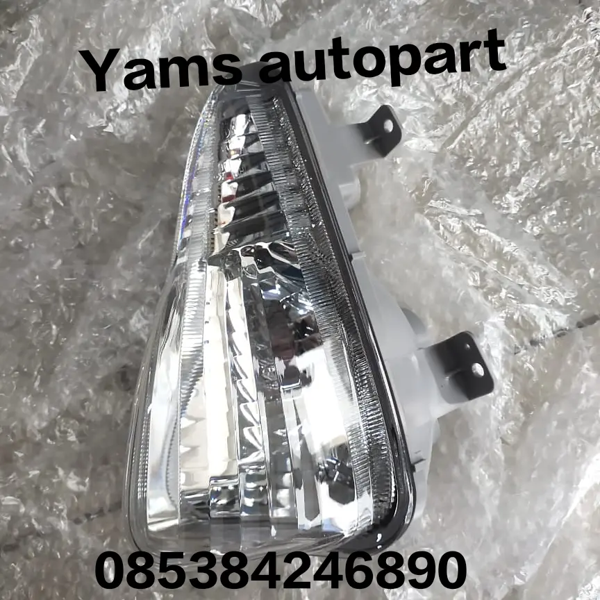 sen bemper lampu sein bemper innova reborn facelift 2020-2021 original