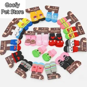 Kaos kaki anjing kucing