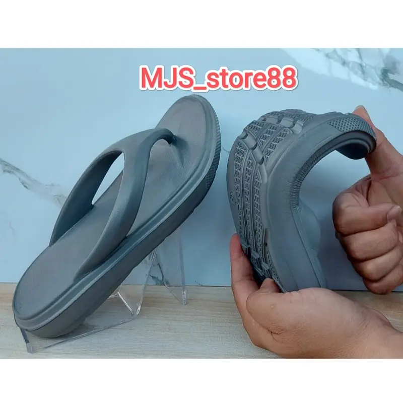 sandal jepit karet pria wanita flip flop/sendal santai size 39-44 0