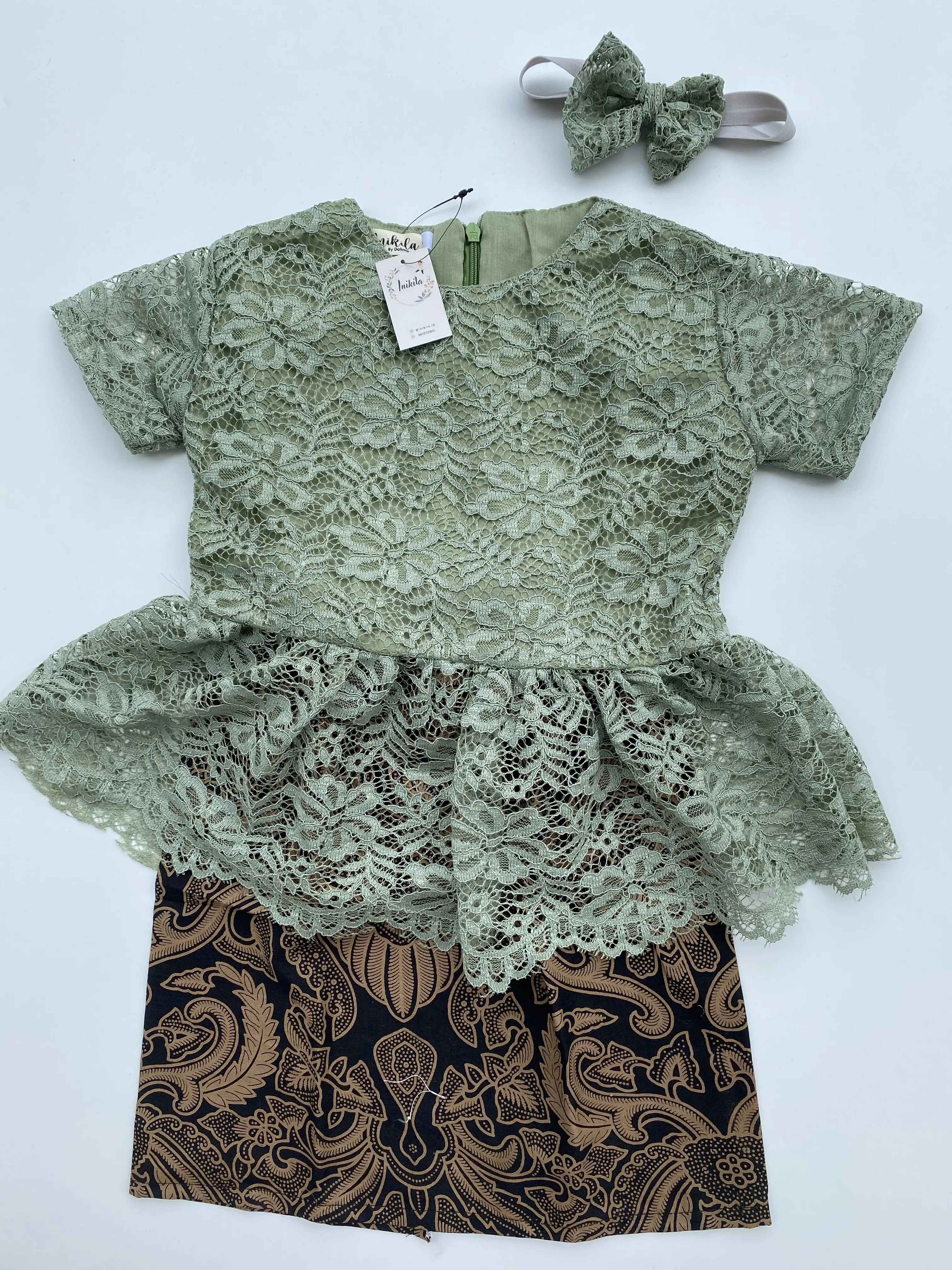 Kebaya Brokat Anak Peplum Lengan
