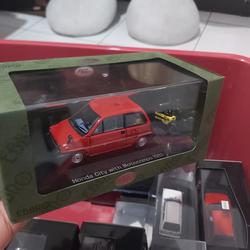 Miniature Ebbro 1:43 Honda Coupé 9S 1970 - Or/Vinyle Noir - Métal - NEUF