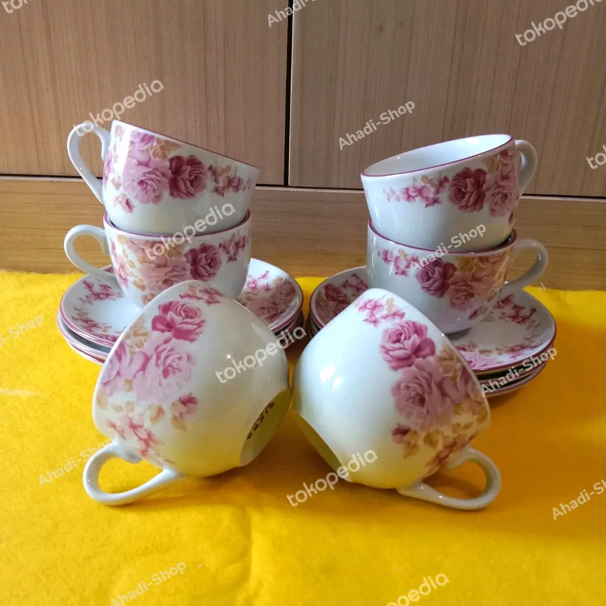 Cangkir Set Kopi Keramik / motif putih pink rosi / Tea Cup Premium