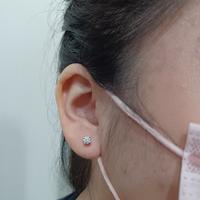 Gambar Anting Berlian Solitaire GIA Sertifikat VFER722841 Victoria Jewellery dari Victoria Jewellery Online Kota Administrasi Jakarta Selatan 2 Tokopedia
