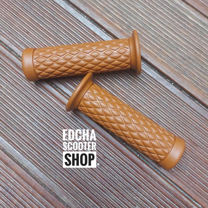 Gambar Handgrip Model Classic Wajik Universal Untuk Vespa/ Scoopy/DLL dari edchascootershop Kota Bekasi Tokopedia