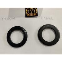 Gambar Karet Tutup Klakson Vespa Universal Vespa 2 Tak Grade A Metalplast dari Juara Vespa Kab. Malang 1 Tokopedia