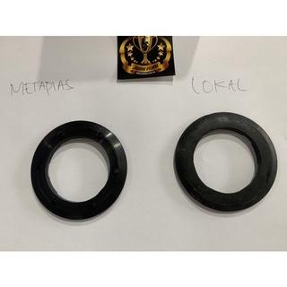 Gambar Karet Tutup Klakson Vespa Universal Vespa 2 Tak Grade A Metalplast dari Juara Vespa Kab. Malang Tokopedia