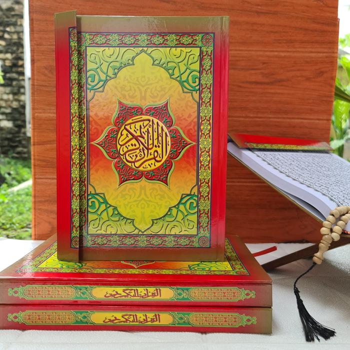 Gambar Al-Quran HVS Ukuran A4 Tulisan Tebal dan Besar Murah dari M Fais GgSenggol Kota Administrasi Jakarta Pusat Tokopedia