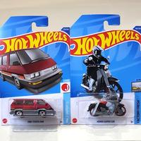 Gambar Hot Wheels Mattel 1986 Toyota Van dan Honda Super Cub 100% Original dari DanGoku Kota Surabaya 1 Tokopedia