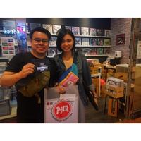 Gambar Vinyl SOLELUNA - Jelajah [Piringan Hitam/LP/PH] dari PHR Records Kota Tangerang Selatan 3 Tokopedia