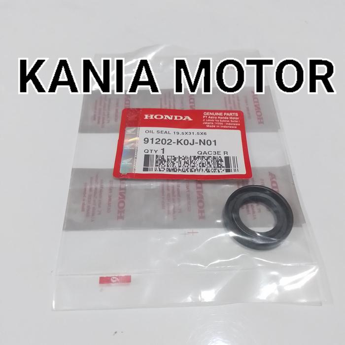 Gambar SEAL KRUK AS CVT HONDA MOTOR GENIO K0J ORIGINAL dari Kania Motor Kota Bogor Tokopedia