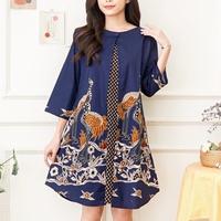 Gambar Dress Midi Cheongsam Peacock Lunar Beijing Slit Classy CNY Imlek TGF dari co5co Kab. Tangerang 1 Tokopedia