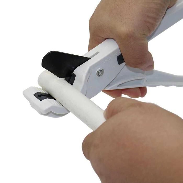 Gambar Gunting Pemotong Pipa Pipe Tubing Cutter Tang Potong Popa PVC 16-32 mm dari BAGINDA-STORE47 Kota Administrasi Jakarta Barat Tokopedia