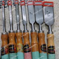 Gambar Pahat Tatah Alat Ukir Gagang Kayu Target - Pahat 1.1/4' dari JEMURAN FORTUNA NUSA RAME Kota Administrasi Jakarta Utara 1 Tokopedia