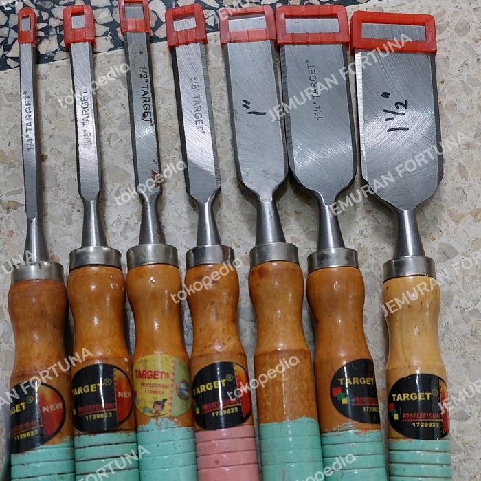 Gambar Pahat Tatah Alat Ukir Gagang Kayu Target - Pahat 1.1/4' dari JEMURAN FORTUNA NUSA RAME Kota Administrasi Jakarta Utara Tokopedia