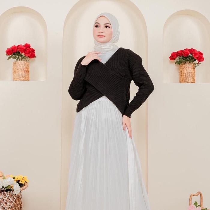 Gambar Blouse Rajut Knit Wanita Crop Top Korean Style Premium dari Aida Muslim Collection Kota Bandung 5 Tokopedia