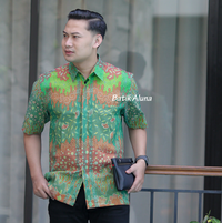 Gambar Batik Pria Ekslusif Lengan Pendek Tenun Furing Aluna Batik FPT 003 dari Aluna Batik Pria Kab. Sragen 3 Tokopedia