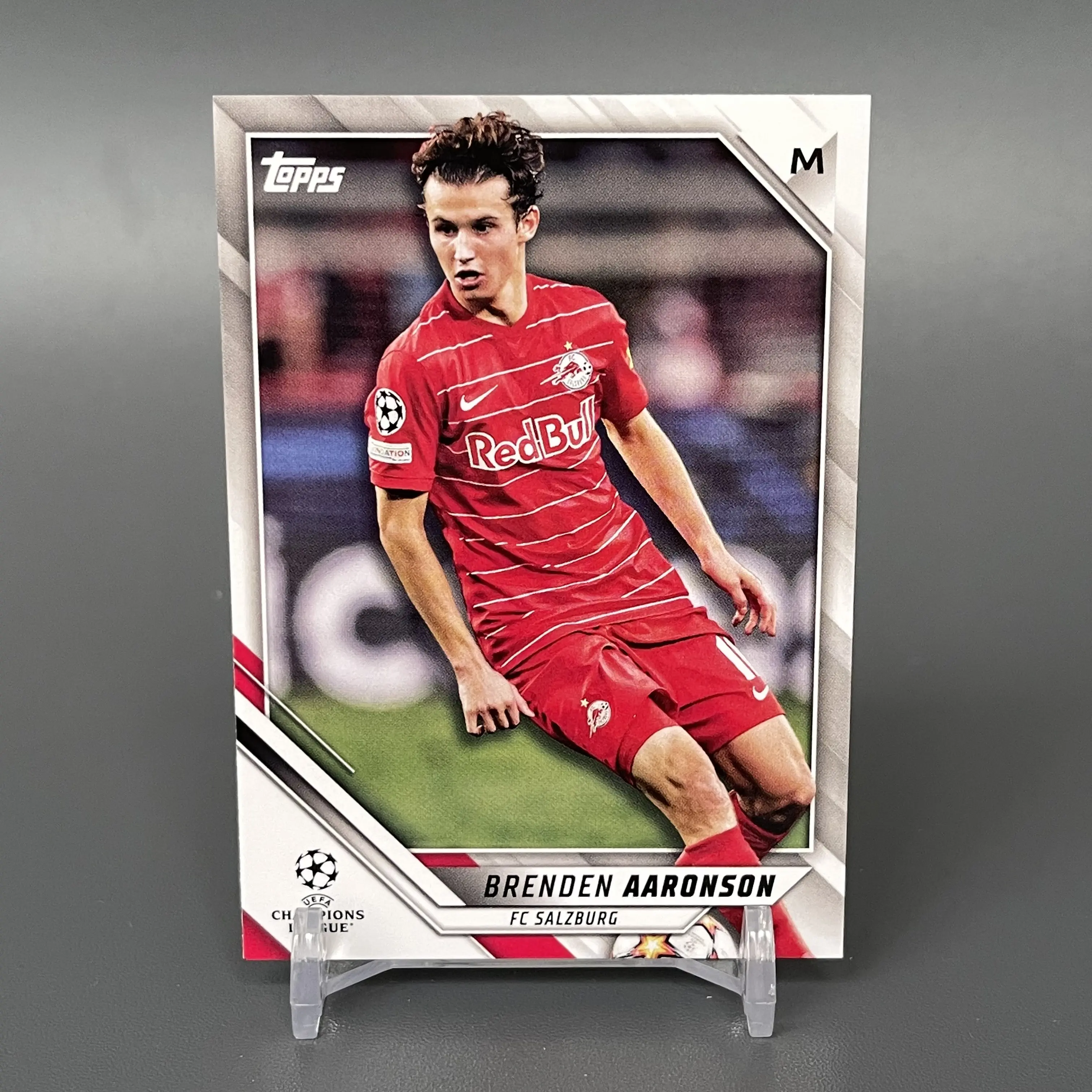 Kartu Bola Topps UCL Brenden Aaronson Salzburg FC