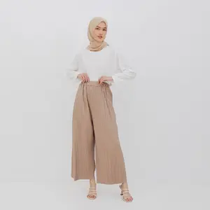 MAYONETTE Sunny Celana Panjang Plisket Kulot