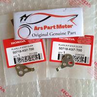 Gambar BESI PLAT PLATE FOOTSTEP STEP PIJAKAN KAKI KIRI PCX 150 PCX150 AHM dari Ma Partt Kab. Sidoarjo 4 Tokopedia