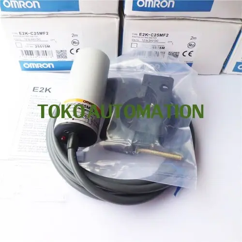 E2K-C25MF2 E2K - C25MF2 Capacitive Barrel-Style Proximity Sensor SE03