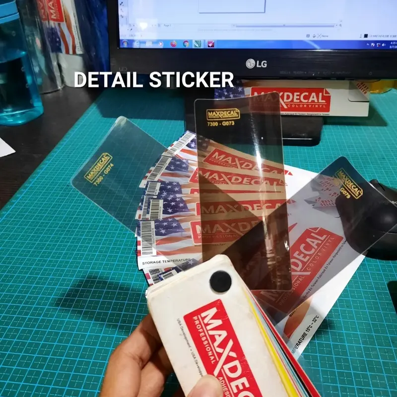 Sticker Maxdecal Hitam Transparan Delete Chrome 7300 G074 G073 G079 0