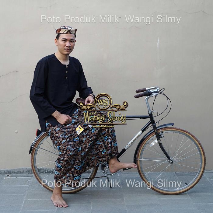 Gambar Sarung Batik Cirebon Motif Mega Mendung Biru Hitam - Sarung Batik Pria dari Wangi Silmy Kab. Cirebon Tokopedia