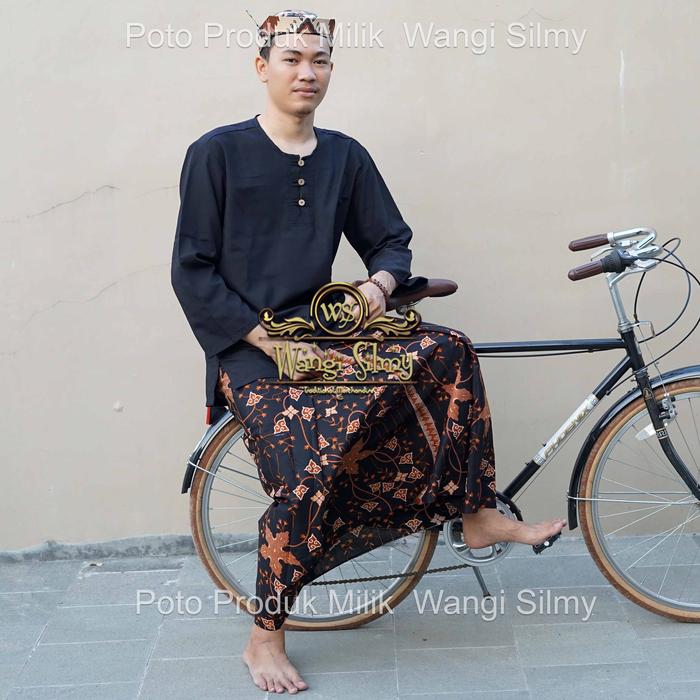 Gambar Sarung Batik Cirebon Motif Kangkung Hitam dari Wangi Silmy Kab. Cirebon Tokopedia