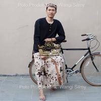 Gambar Sarung Batik Cirebon Motif Kangkung Coklat Muda dari Wangi Silmy Kab. Cirebon 1 Tokopedia