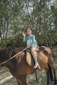 Gambar Summertide Disney Princess Be True Girls Long Sleeve Floatsuit dari Summertideswim Kota Administrasi Jakarta Selatan 3 Tokopedia